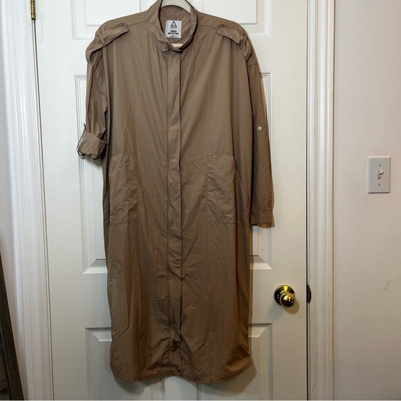 UNIF Jackets & Blazers - UNIF x Urban Outfitters Beige Zip Windbreaker Trench Size Small
